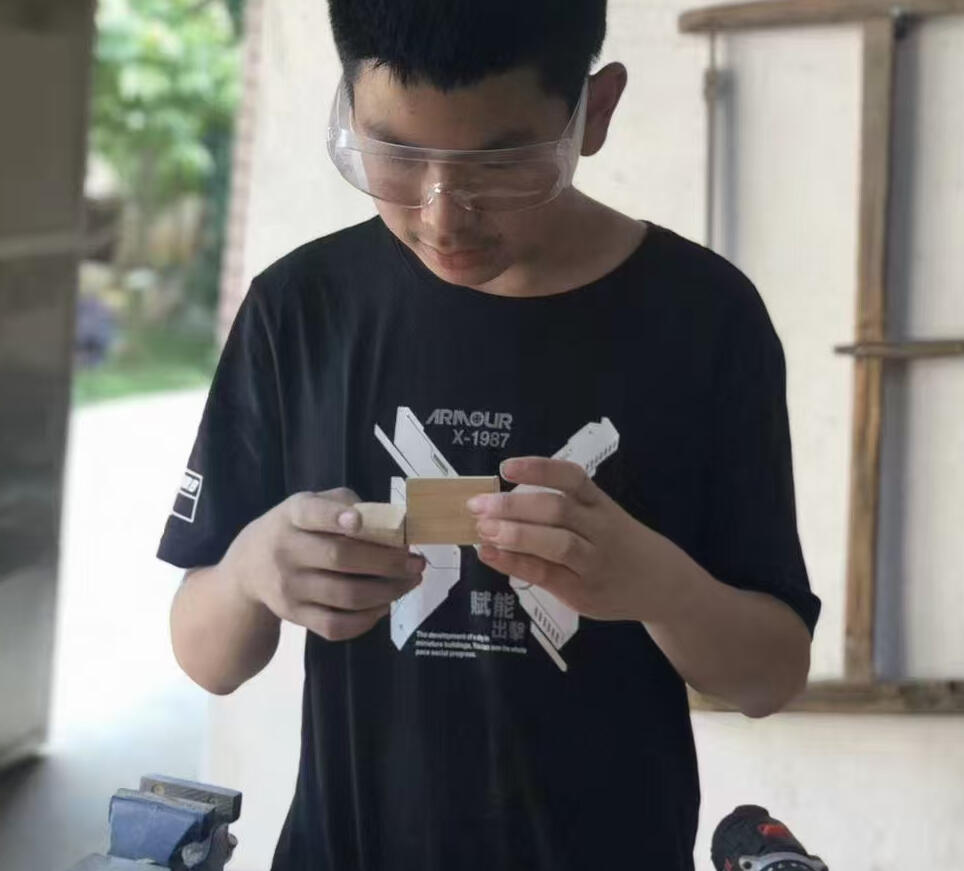 Woodcraft Experiment – Structure &amp; Precision Practice