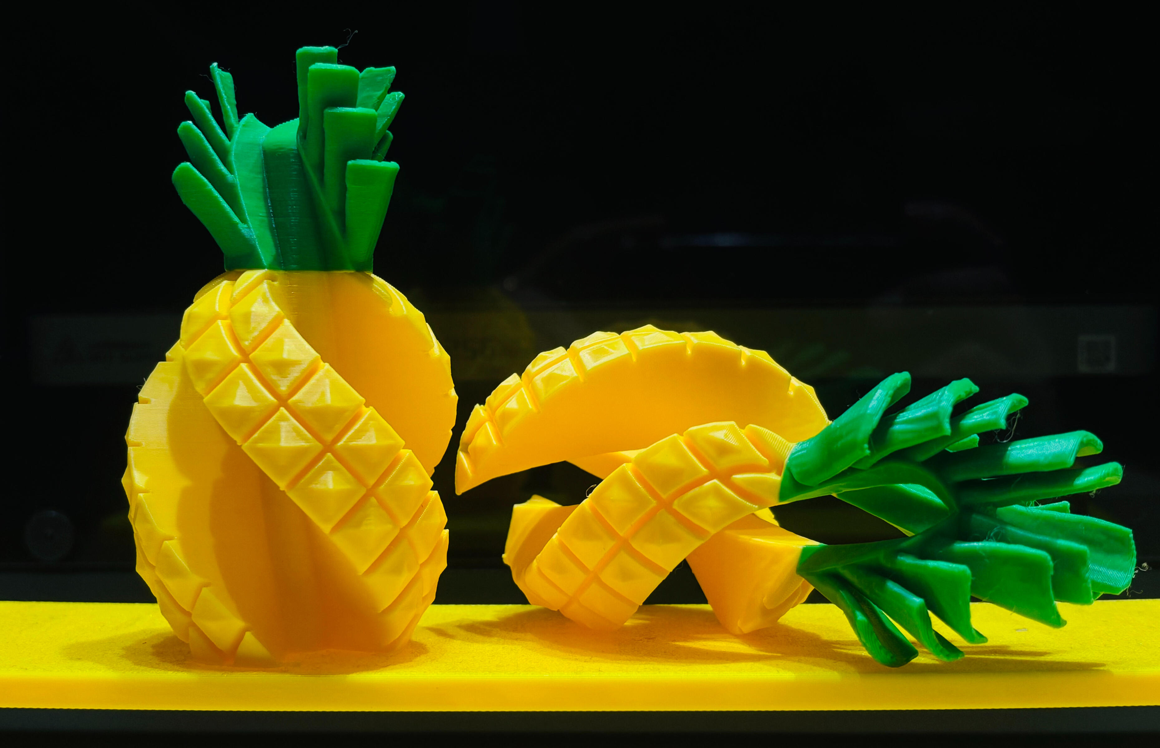 Pineapple Decorative Ornament (self-designed): You can put the right part into the left part to make up a pineapple.